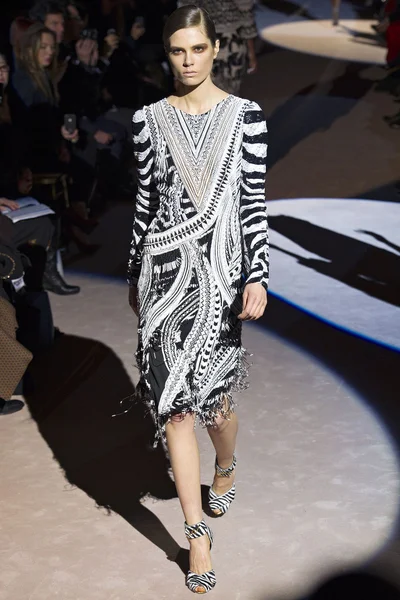 Look 26